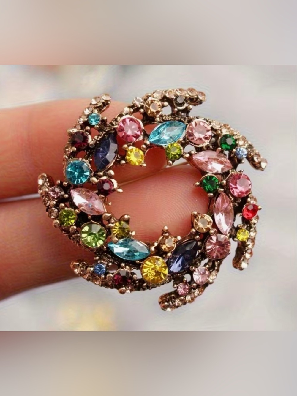 Elegant Multicolor Rhinestone Vintage Brooch - NEW